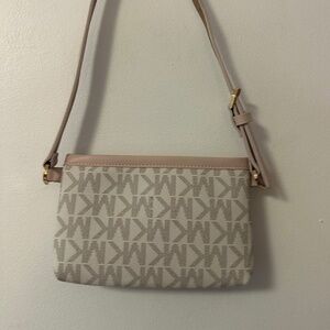 Michael Kors Waist + Shoulder Small Purse Fanny Pack Adjustable Belt Pink Beige